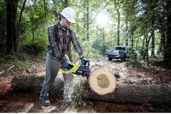 Chainsaw Kit with Case Battery & Charger